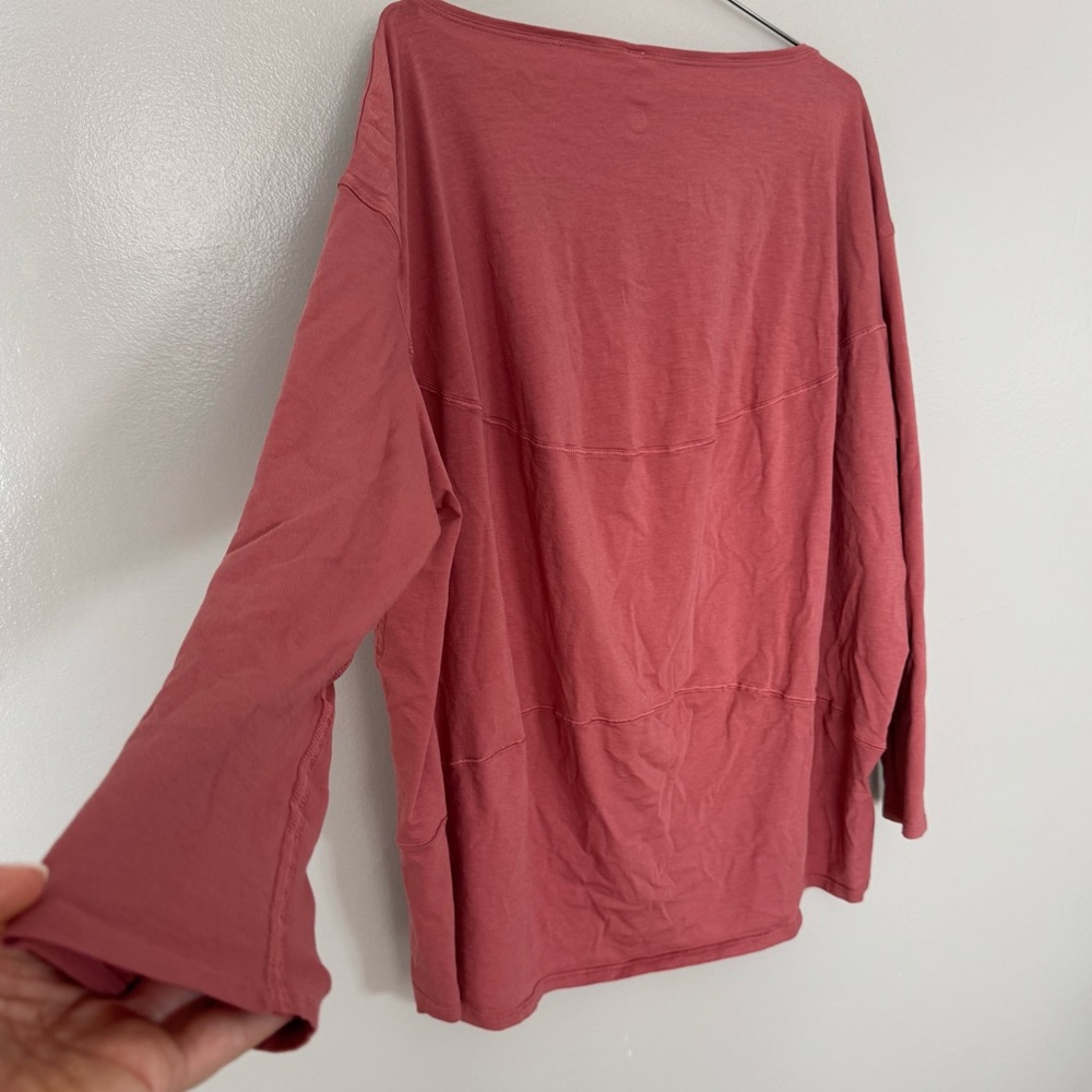 Lululemon Back In Action Long Sleeve - Picture 5 of 6